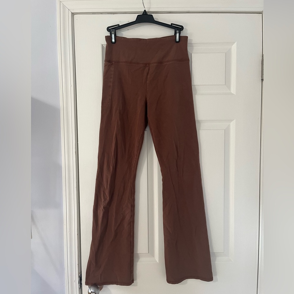 Hollister Brown Ultra High Rise Bootcut Leggings - Women's Medium